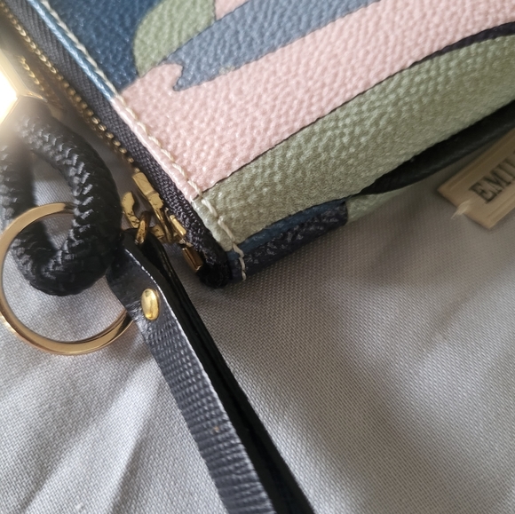 Emilio Pucci Classic Bag w/ Dustbag - Picture 3 of 10